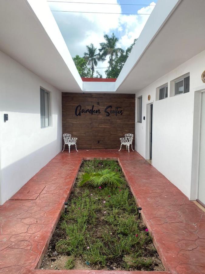Garden Suites Комалькалько Экстерьер фото